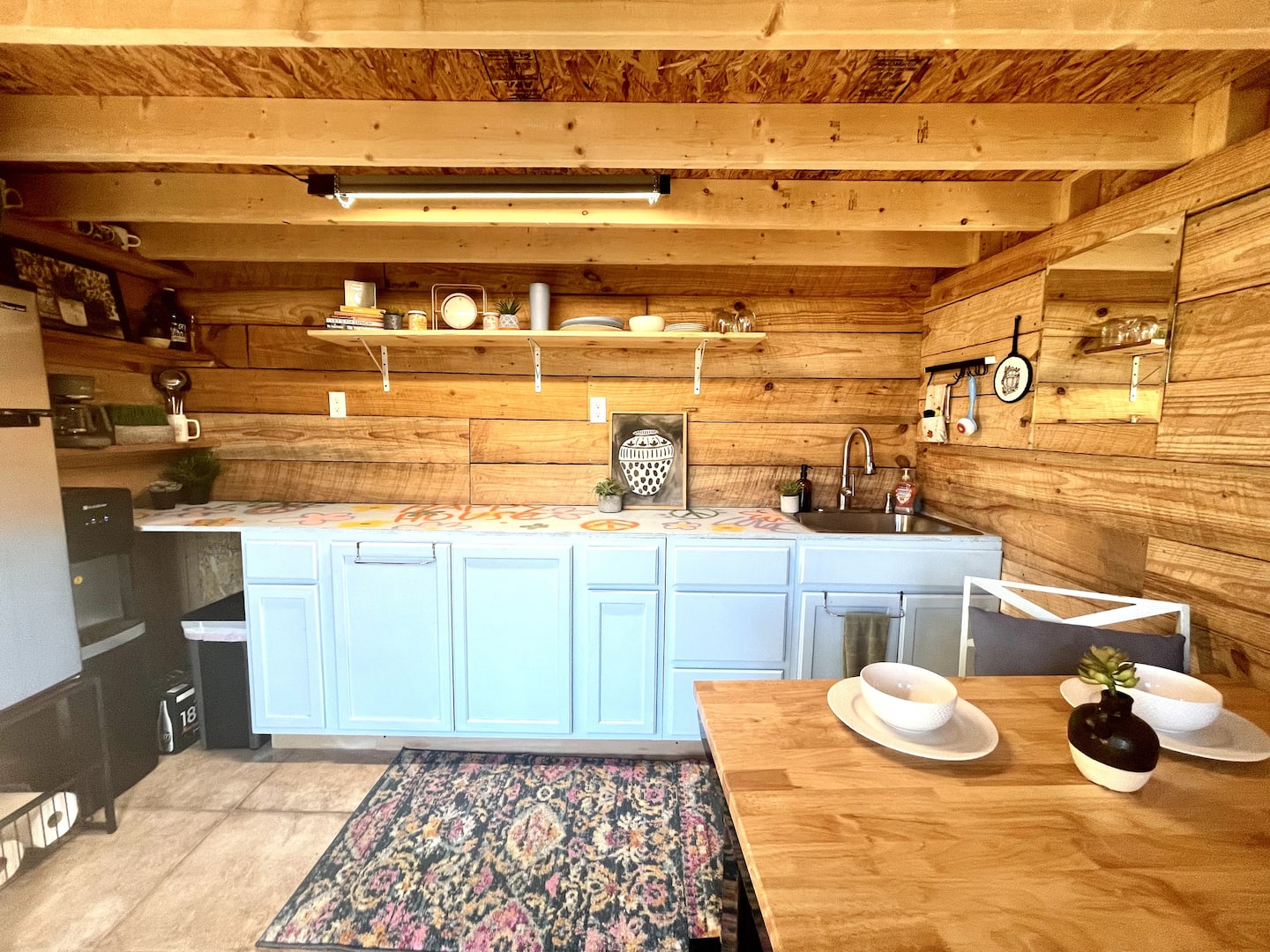Happy House — interior and setting