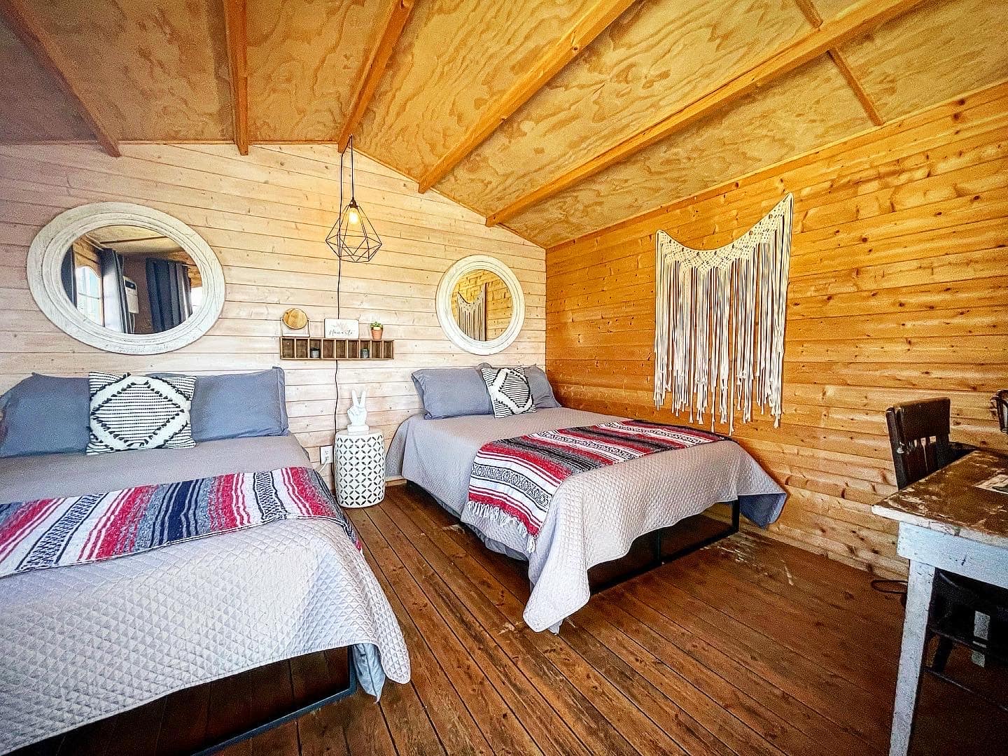 Peace — interior and setting